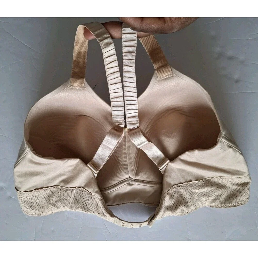 Vanity Fair Effortless Wire Free Bra Size 38DD Beige Tan Plunge 77164